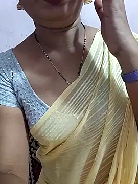 Stripchat cam girl Kamila-queen