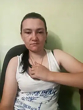 Stripchat cam girl LaraLOVE280