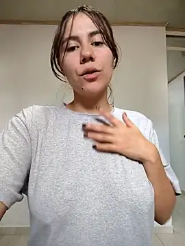 Stripchat cam girl Valentina-Sexyy