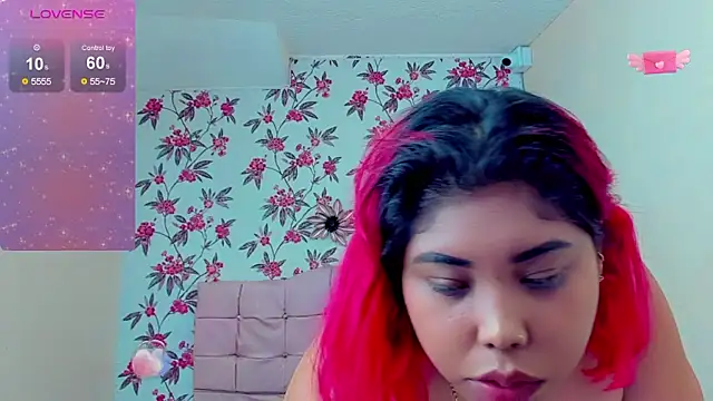 Stripchat cam girl Thalia_Michell