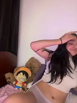 Stripchat cam girl Clementyne30