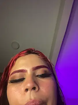 Stripchat cam girl Chloemercury