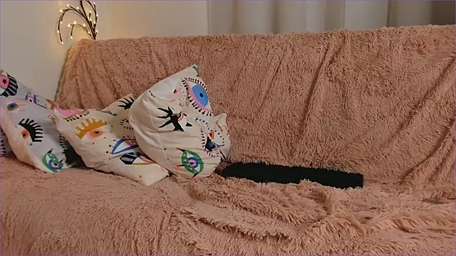 Stripchat cam girl Valeria_Woons