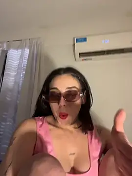 Stripchat cam girl gigi333regi