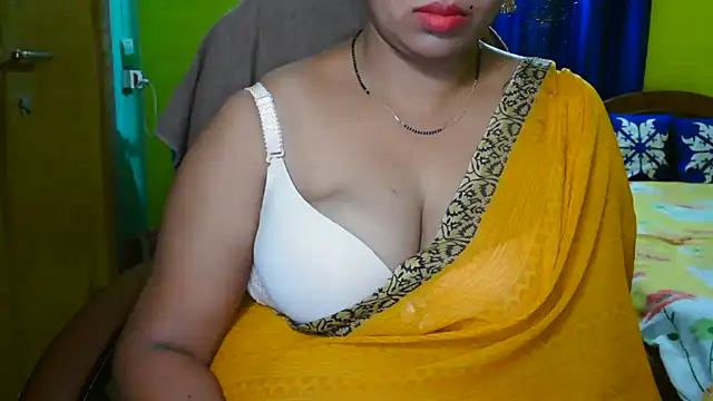 Stripchat cam girl Anushka_21