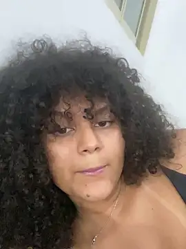Thumbnail of prettydall - Stripchat live cam
