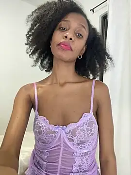 Stripchat cam girl Imaraa_