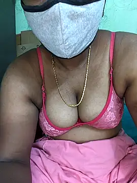 Stripchat cam girl TamilSelviRoja