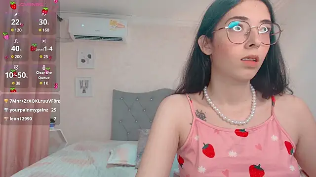 Stripchat cam girl brooklove_doll