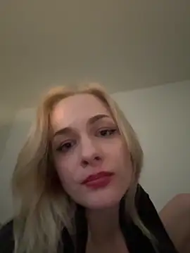 Stripchat cam girl daddysonlygirl7