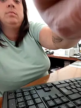 Stripchat cam girl XSouthlondonNAUGHTYMILFXX