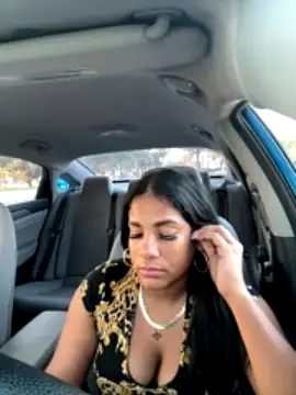 Stripchat cam girl Laroja1994