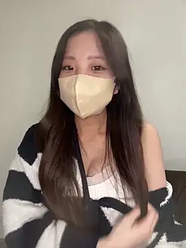 Stripchat cam girl Maaya2523