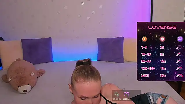 Stripchat cam girl CuteVenera