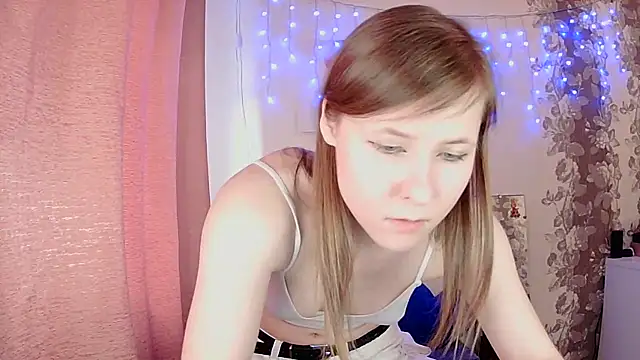 Stripchat cam girl NansiWertys
