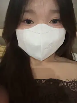 Thumbnail of Ni_Tran - Stripchat live cam