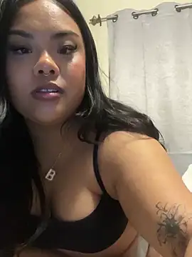 Stripchat cam girl kiaradanielaxx