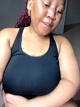 Stripchat cam girl Yellowriider