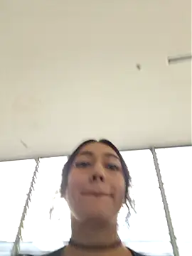 Stripchat cam girl RavenDoll