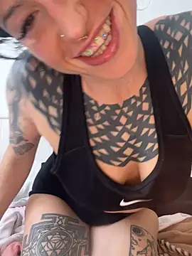 Stripchat cam girl HotNikii