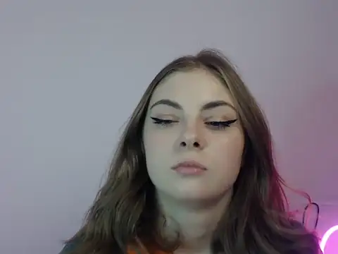 Stripchat cam girl _Love4you_