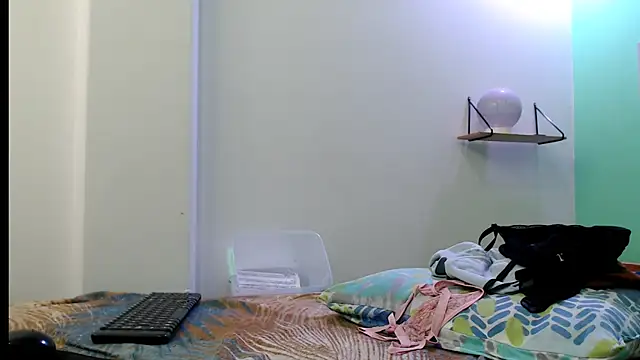 Stripchat cam girl sexy18iris