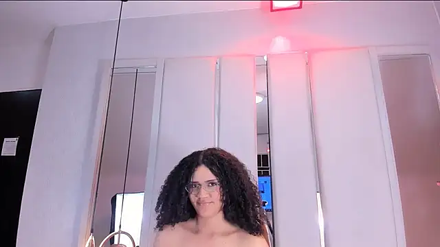 Stripchat cam girl Lilithadams1
