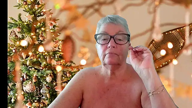 Stripchat cam girl Mystery-Grandmother