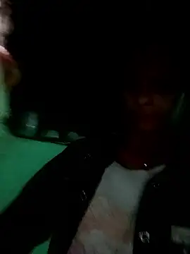 Stripchat cam girl Nenshi_sexy