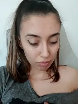 Stripchat cam girl Goldie_Pussy