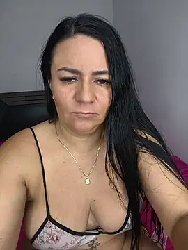 Thumbnail of cataleya-latina - Stripchat live cam