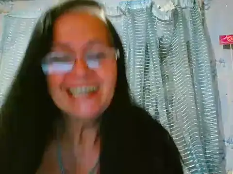 Stripchat cam girl Elena7698