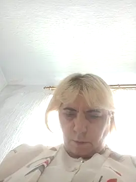 Stripchat cam girl ElenaBeautiful481