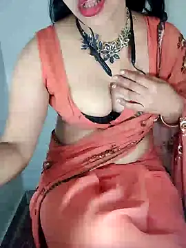 Stripchat cam girl lovelylisa1