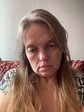 Stripchat cam girl MIUNELLY