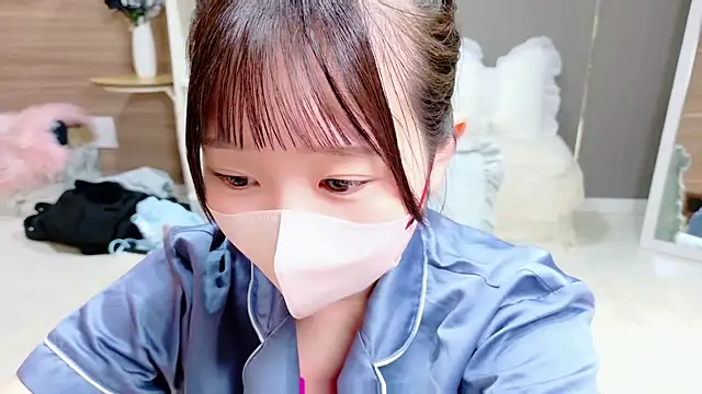 Stripchat cam girl Hina-ooo