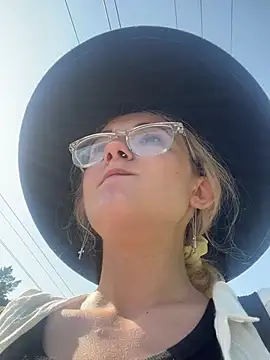 Stripchat cam girl MerryWise