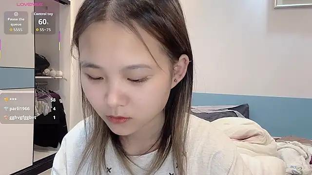 Stripchat cam girl Xiaoyumi61