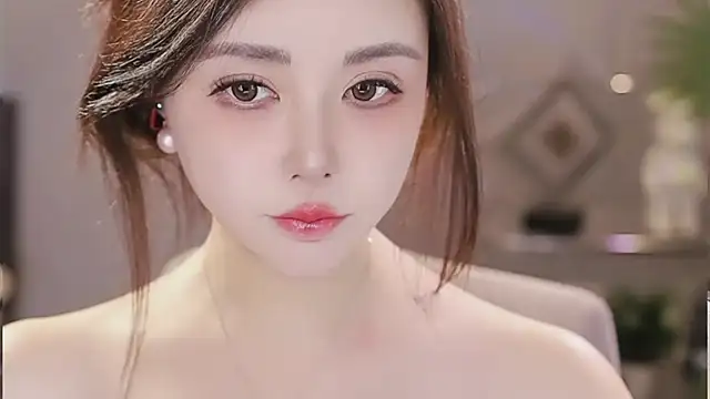 Stripchat cam girl Qiaoqiao__