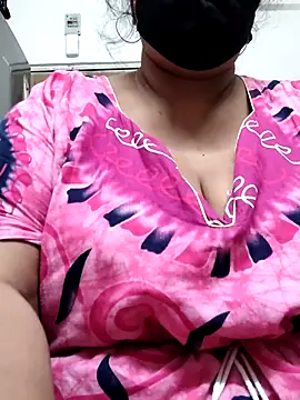 Stripchat cam girl zeepe19