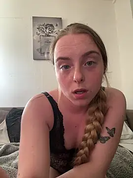 Stripchat cam girl Bayleighjohnson18