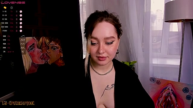 Stripchat cam girl KoraxLens