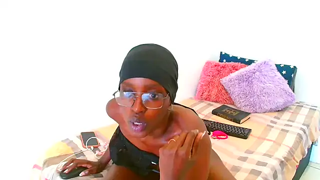 Stripchat cam girl SWEETmelaniBLOSSOM