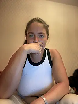 Stripchat cam girl JewelsBrooks