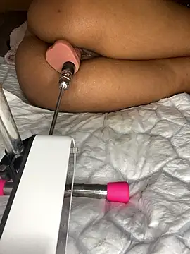 Stripchat cam girl skinnydoll1017