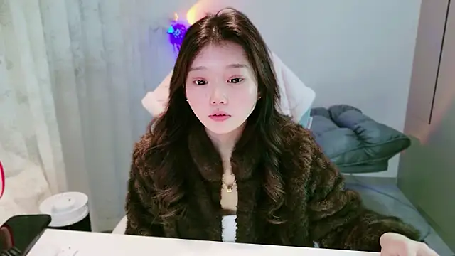 Stripchat cam girl yang-yang-yang