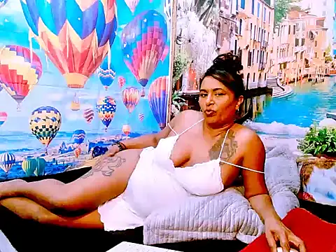 Stripchat cam girl indiansparkle