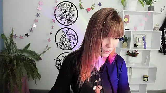 Stripchat cam girl Maya_Willsons