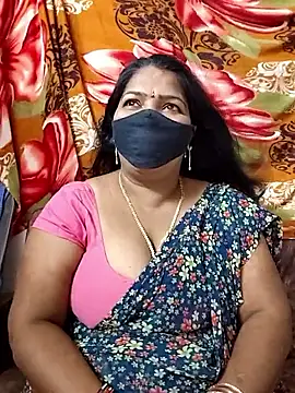 Stripchat cam girl Tessa66