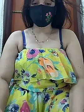 Stripchat cam girl Nandini-1